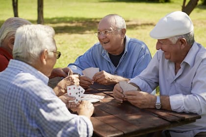 Los jubilados reciben un aumento de 2,70% en abril
