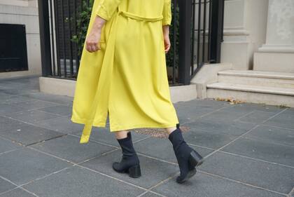 Trench y Vestido: Comite Apparel
