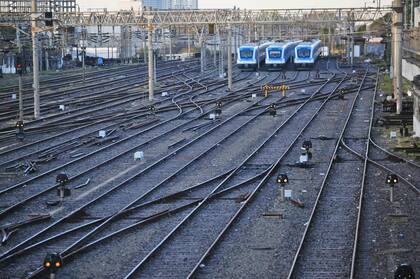 Trenes parados en la estación Constitución