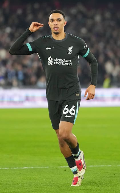 Trent Alexander-Arnold, de 26 años, tiene contrato con Liverpool hasta el 30 de junio, pero no lo renovaría: se sumaría a Real Madrid