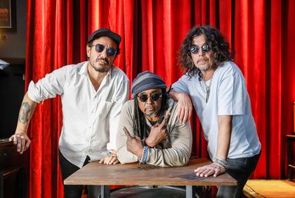 Tres amigos: Pilo Gómez, Bernard Fowler y el Zorrito Quintiero se presentarán el lunes en Vorterix con un seleccionado de músicos