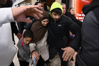 Tres australianas que volvieron de Siria, acusadas de esclavitud y terrorismo por vínculos con el EI