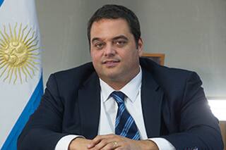 Denuncian a Triaca por la designación de su empleada doméstica en el SOMU