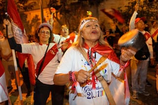 Tribunal anuncia que el domingo proclamará a los dos candidatos para el balotaje presidencial en Perú