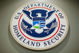 Tribunal de Apelaciones rechaza las detenciones migratorias sin fianza de Trump