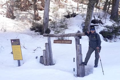 Carina Rivas en la seccional Tronador del Parque Nacional Nahuel Huapi