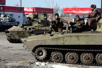 Tropas prorrusas vigilan Donetsk y otro puntos sensibles