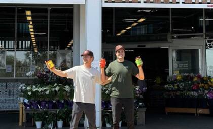 Troy Bonde y Winston Alfieri hoy facturan aproximadamente 1 millón de dólares al mes con sus salsas en frasco con gustos audaces (Instagram/@tbonde)