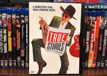True Stories es la película que dirigió y protagonizó David Byrne