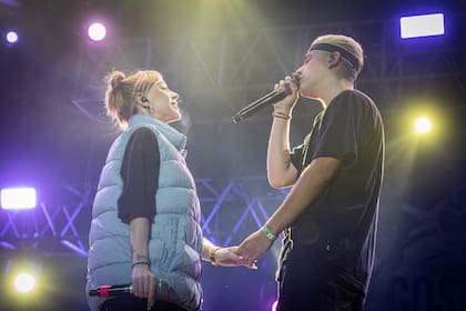 Trueno con Nicki Nicole en el Escenario Sur del Cosquín Rock 2022. ¿Volvió el amor?
