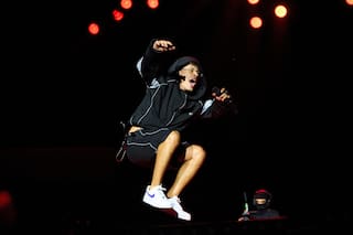 Trueno condensa su lado argentino y uruguayo en “Turr4zo”