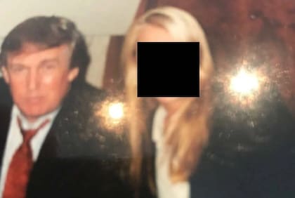 Trump aparece en tres de las 19 fotos