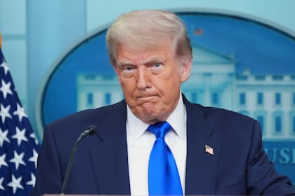 Trump aseguró que no está hablando ni ofreciendo nada a Irán, ya que se destruyeron "totalmente" sus instalaciones nucleares”