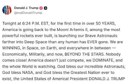Trump celebró la misión Artemis II y pidió por los astronautas