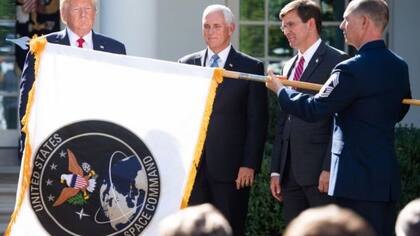 Trump definió al Comando Espacial como algo vital para Estados Unidos