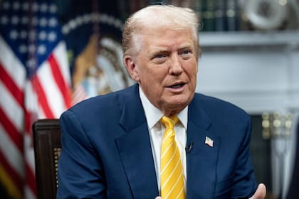 Trump firmó una orden ejecutiva para eliminar el arancel al café y otros productos