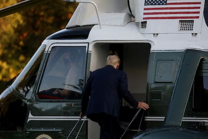 Trump fue trasladado en el helicóptero Marine One al hospital Walter Reed
