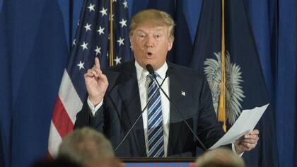 Trump le contestó a Francisco en duros términos