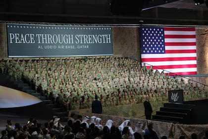 Trump le habla a las tropas en Al Udeid
