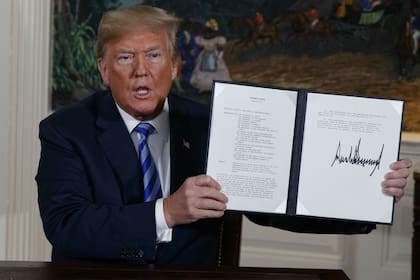 Donald Trump anuncia que EE.UU. se retira del acuerdo con Irán