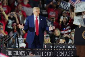 Trump promete actuar contra "la lacra del antisemitismo" en un mensaje por el Año Nuevo judío