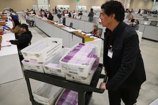 Trump vota por correo aunque le ha pedido al Congreso limitar esa forma de votar