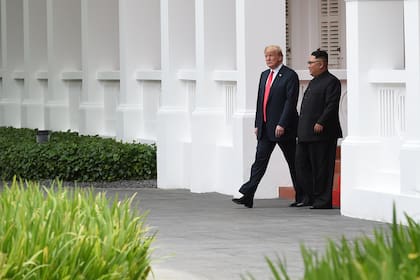 Trump y Kim caminaron por el Hotel Capella, en la isla de Sentosa, luego del almuerzo