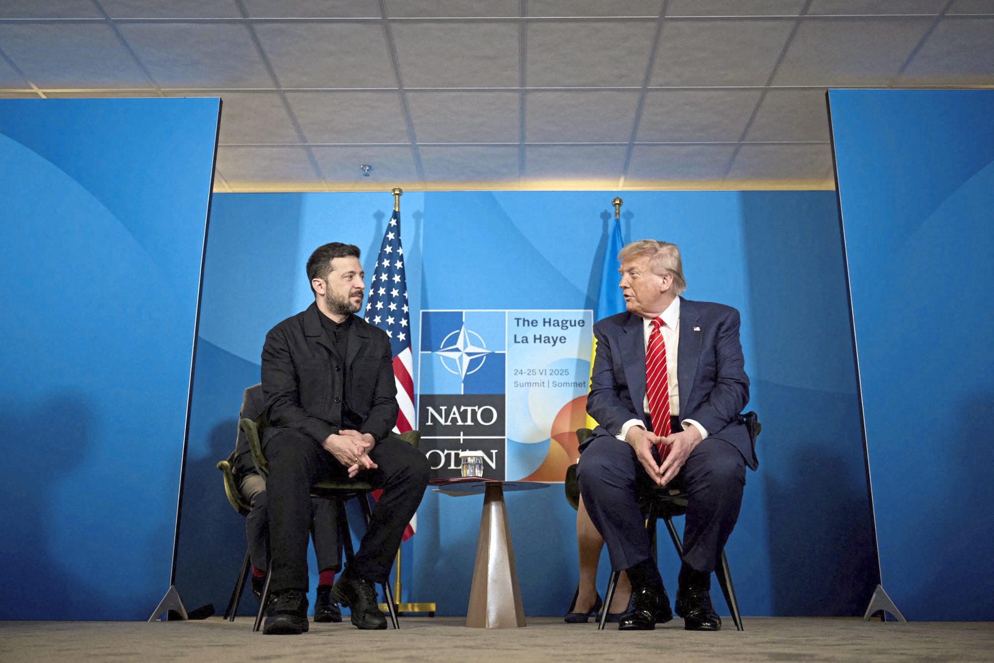 Trump y Zelensky en La Haya