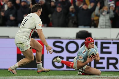 Try del wing Louis Bielle-Biarrey, uno de los jugadores determinantes del campeón del Seis Naciones