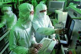 Desde chips hasta barcos, la escasez convierte a la inflación en un fenómeno mundial duradero