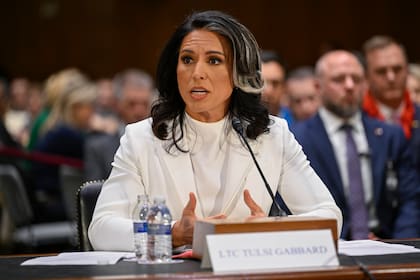 Tulsi Gabbard, la directora de Inteligencia Nacional, en una comparecencia ante el Senado, en Washington.
