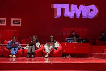 TUMO forma parte de una red internacional de centros que enseñan disciplinas tecnológicas y creativas a adolescentes