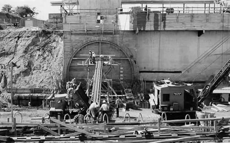 Distintas etapas de la construcción del túnel subfluvial. La obra duró casi 8 años, de febrero de 1962 a diciembre de 1969.