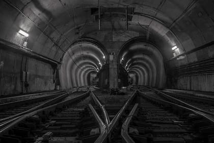 Túnel de la Línea A en la mirada de Rodrigo Illesca