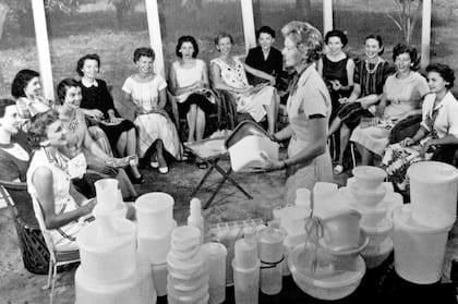 Tupperware comenzó con el sistema de venta directa en 1948