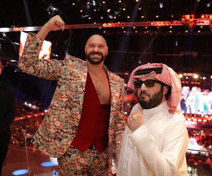 Turki Al-Sheik representante deportivo del príncipe Mohammed Bin Salman quiere dar el gran golpe en el negocio del boxeo