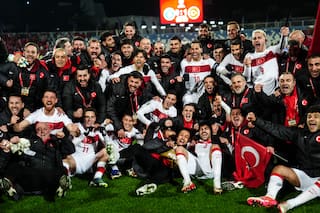 Con Bosnia y Herzegovina, República Checa y Turquía, los países anfitriones completaron sus grupos