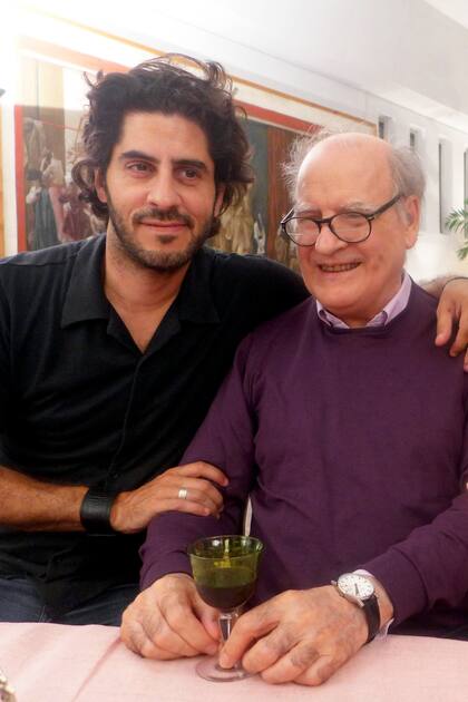 Tute y Quino en la casa de Guillermo Roux, en 2016