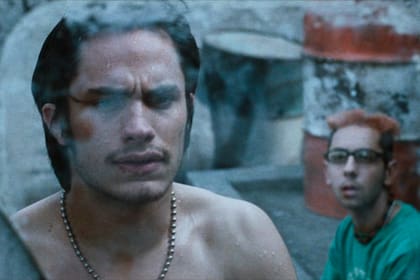 "Tuvimos una increíble libertad que nos dio la oportunidad de hacer las preguntas más terribles. De abordar ciertas cosas con una naturalidad muy genuina y bonita", reflexiona García Bernal