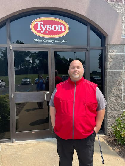 Tyson Foods es una empresa de alimentos multinacional centrada en las proteínas que produce aproximadamente el 20% de la carne de res, cerdo y pollo en los Estados Unidos