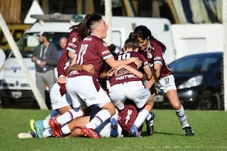 La apasionante definición del torneo de fútbol femenino entre UAI Urquiza y Boca: los números