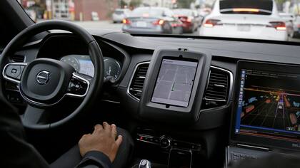Uber comenzó a probar sus autos autónomos en San Francisco