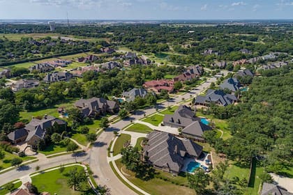 Ubicada al norte de Fort Worth, Keller fue reconocida como una de las mejores ciudades pequeñas y familiares de Estados Unidos