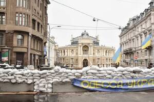 Ubicada en el suroeste del país, en la costa noroeste del Mar Negro, esta ciudad tiene más de un millón de habitantes