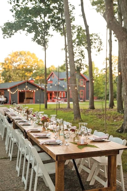 Ubicado en un terreno de 11 hectáreas, no sólo ofrece un B&B (desde 350 dólares por cuarto), sino que puede alquilarse para cumpleaños, bodas y banquetes. Además, dictan cursos y talleres que apuntan a la preservación de la biodiversidad y la producción sostenible, pilares de Mama Farm
