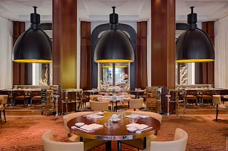 Un sofisticado lugar de encuentros con el sello de Philippe Starck