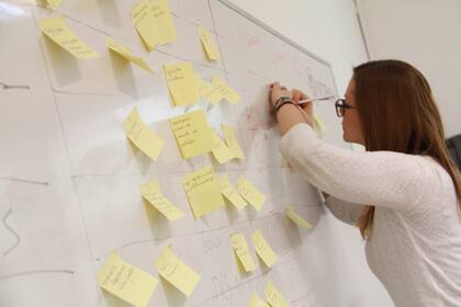 UCEMA posee un equipo de profesores formados en las mejores universidades del mundo y de Argentina, con mucha experiencia y habilidad para potenciar el perfil de cada alumno.