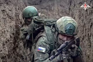 Ucrania y Rusia intercambian ataques mientras los negociadores apuran un acuerdo