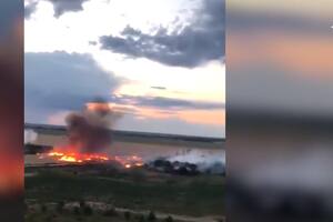 Las impactantes imágenes de drones con las que Ucrania demuestra la quema de trigo provocada por Rusia
