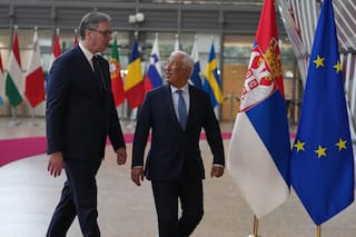 UE elogia reformas de Ucrania y advierte a Serbia y Georgia en informes sobre ampliación